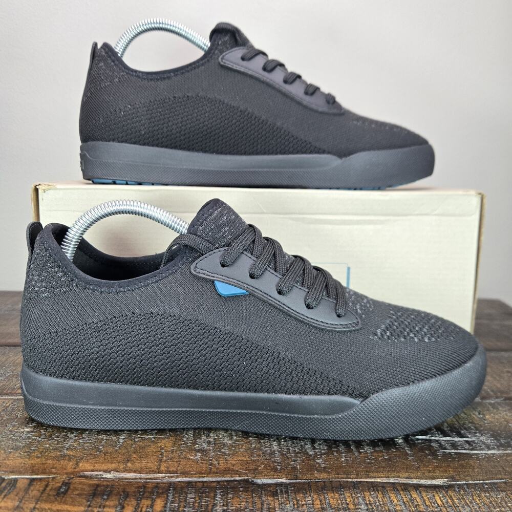 Vessi Weekend Sneaker Womens Size 10 Waterproof Shoes Asphalt Black Black